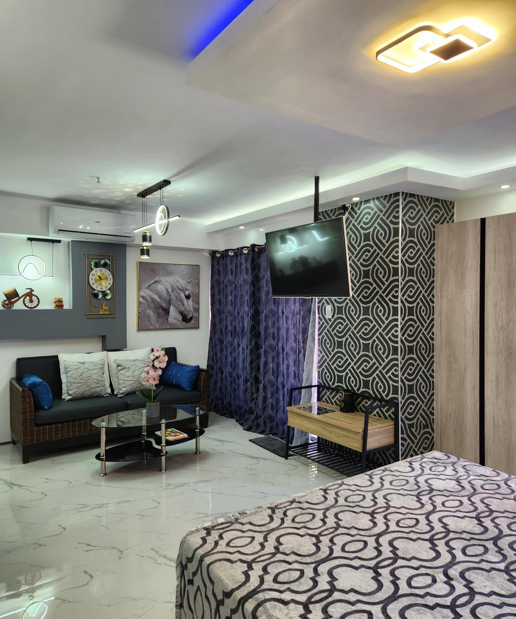 Condo Azur Suites B207 Near Airport, Netflix, Stylish, Cozy With Swimming Pool 막탄 외부 사진