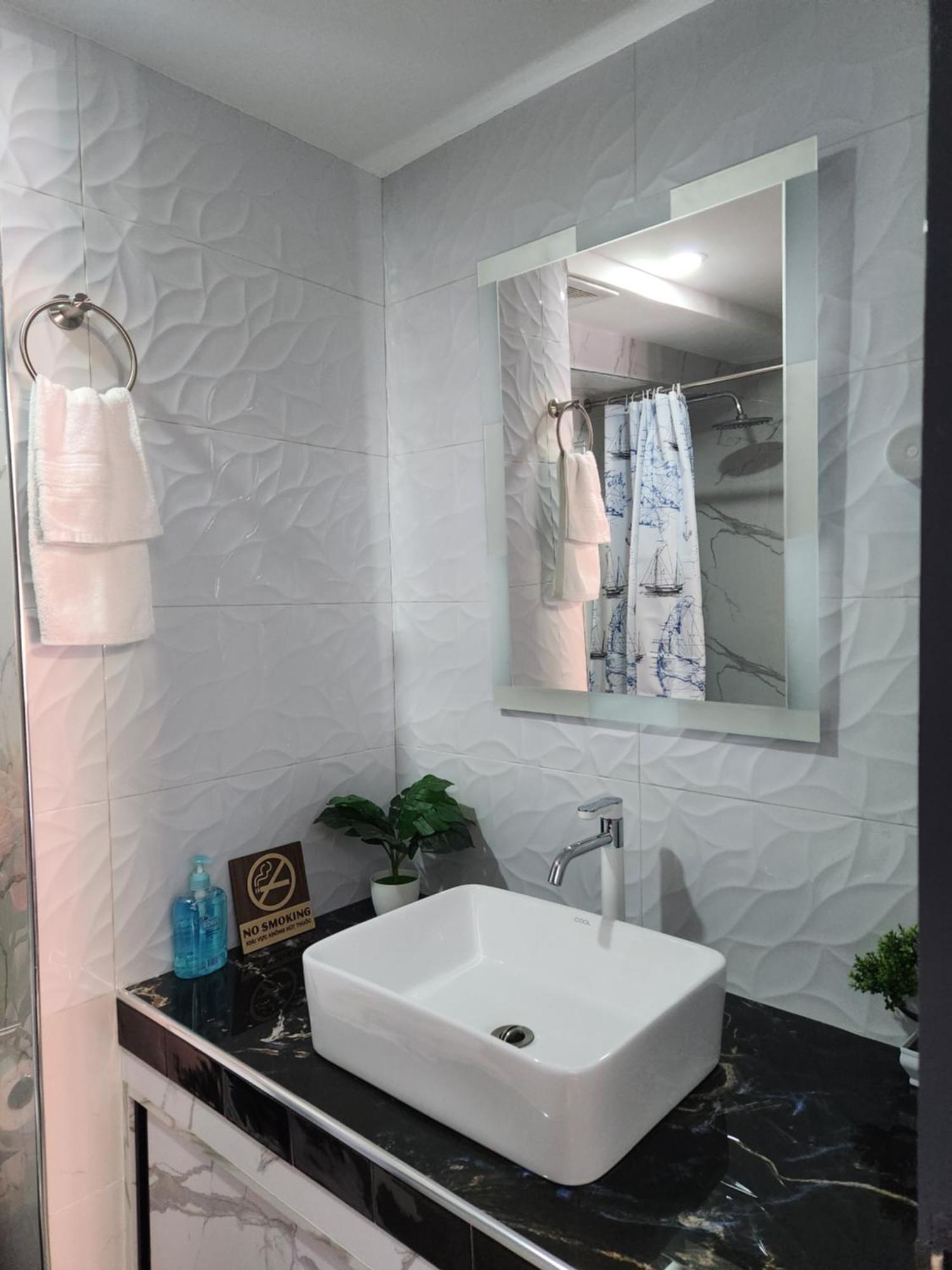 Condo Azur Suites B207 Near Airport, Netflix, Stylish, Cozy With Swimming Pool 막탄 외부 사진